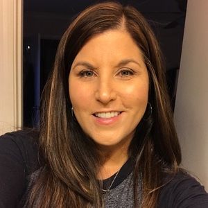 Meet your Posher, Lorraine